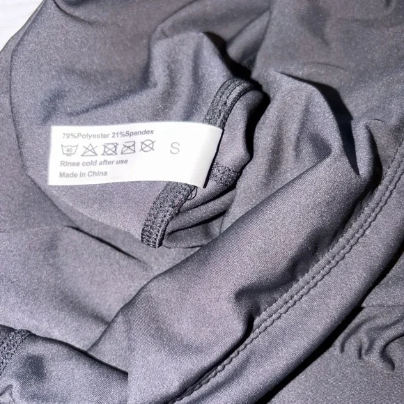 SKINNIFY Black High-Waist Leggings 8 total resistant bands Sz Small - Picture 4 of 4